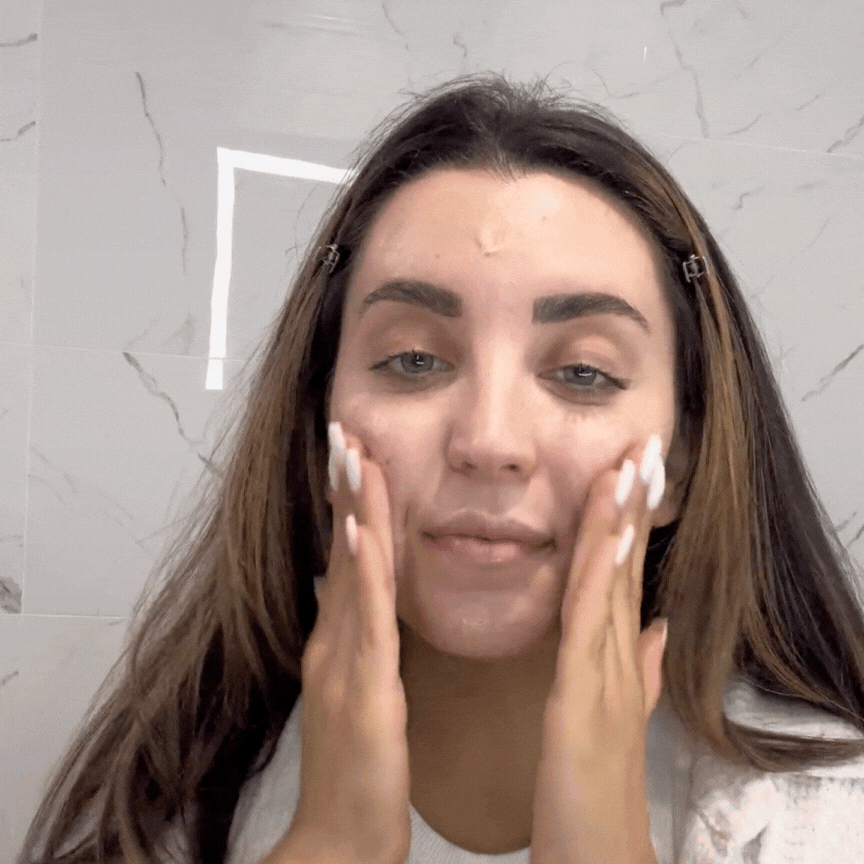 Crema Exfoliante en uso