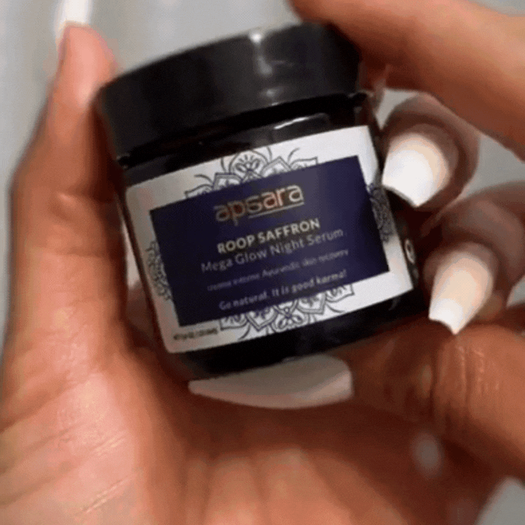 ROOP Saffron Mega Glow Night Serum